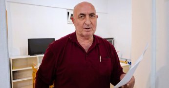 ‘Emekliler hak ettiği maaşı talep ediyor’