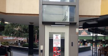 İş merkezindeki asansör çalışır hale getirildi