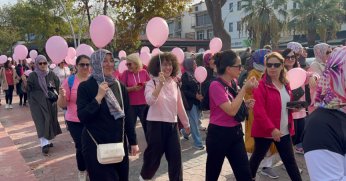 Meme kanseri için farkındalık yürüyüşü