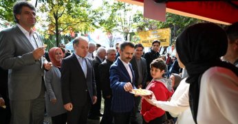 Ayva festivaline yoğun katılım