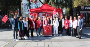 CHP’li kadınlardan anlamlı etkinlik