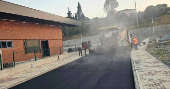 Karamürsel’in yeni otogarına asfalt