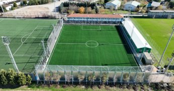 Vinsan’da yeni futbol sahası gün sayıyor