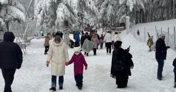 Kartepe kar ile şenlendi