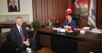 Sezer, başkanlık koltuğunu Anıl Ege’ye devretti