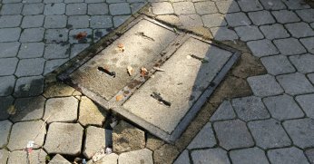 Kanal kapağı yenilenmeli