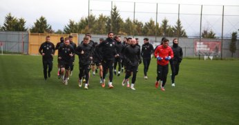 Gölcükspor kent derbisine hazırlanıyor