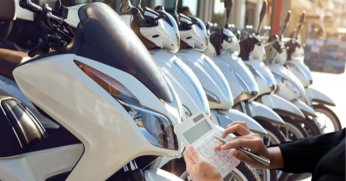 Motosiklet piyasası ek gümrük vergisini merak ediyor