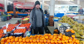 Pazarda en fazla ilgi meyvelere