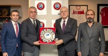 Özhan Kurt’tan TFF'ye ziyaret