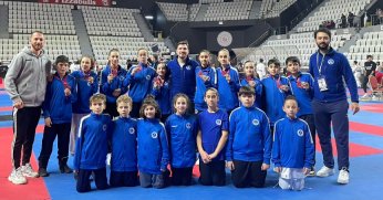 Karatecilerimiz madalyalarla döndü