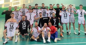 Gölcüklü Voleybolcular Play-Off’ta