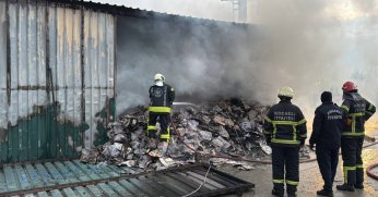 Fabrikada korkutan yangın