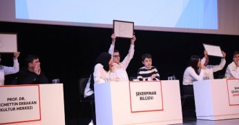 Bilgievi öğrencileri bilgilerini yarıştırdı