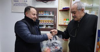 Nöbetçi eczacılara sahurluk ikram