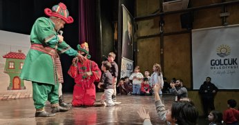 Çocuk şenliğinde eğlence dolu anlar