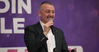 Büyükakın, ‘Kadın, bir öğretmendir’