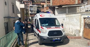 Tabancayı kazara ateşleyen kadın bacağından yaralandı