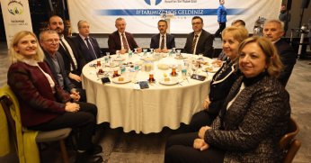 Vali ve Başkan, Kent Konseyi iftarına katıldı