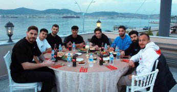 Gölcükspor iftarda buluştu