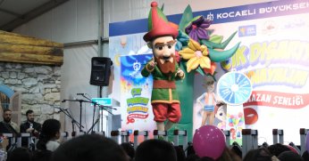 Ramazan şenlikleri yoğun ilgi görüyor