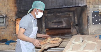 Ramazan’ın vazgeçilmez lezzeti, simit dolması