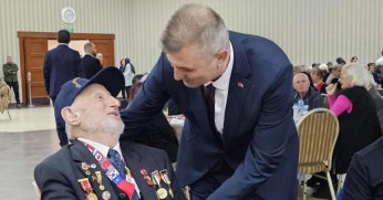 Şehit aileleri ve gazilerle iftar