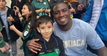 Minik taraftarlar çok eğlendi