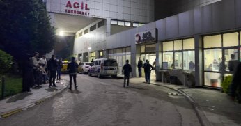 Bıçaklı kavgada ağır yaralandı