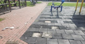 Çocuk parkına bakım gerekli