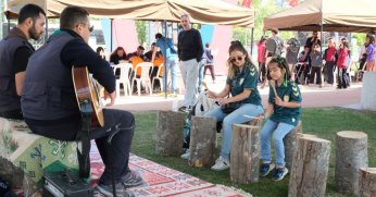 Özel bireylere 23 Nisan ilgisi