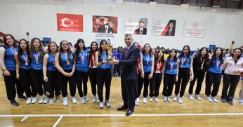 Turnuvada ödüller sahiplerini buldu