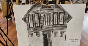 Tarihi yapıları resme döktüler