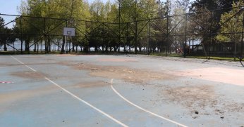 Büyükşehir, basketbol  sahalarını yeniliyor