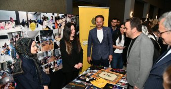 Yetenekli kadınların  eserleri sergilendi   