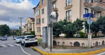 Yüzbaşılara yeni trafik aynası konuldu