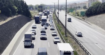 Tatilciler erkenden yola çıktı