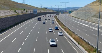 Tatilciler yolda, Kocaeli geçişinde yoğunluk yok