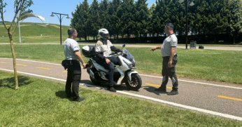 Yayaların güvenliği için motosikletlilere denetim