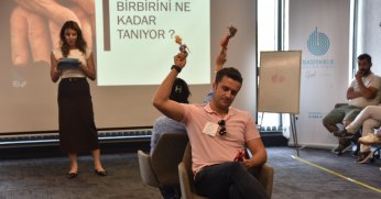 Aile kurumuna güçlü destek