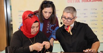 Depremzede Koşal, herkese umut oldu