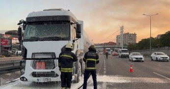 Gaz yüklü tankerin motorundaki yangın korkuttu