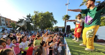 Anıtpark’ta karne şenliği coşkusu 