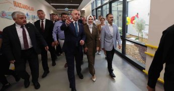 Türkiye’ye örnek merkez tanıtıldı