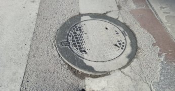 Kapağın etrafındaki aşınmaya bakım talebi