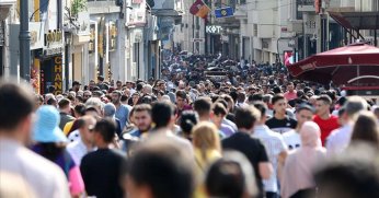 Türkiye’nin nüfusu 85 milyon 824 bini geçti