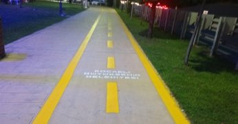 Bisiklet yolunda çizgiler yenilendi