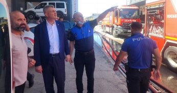 Sezer’den yangın çıkan Sanayi Sitesi’nde inceleme