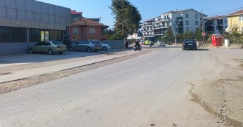 Sorunlu yola asfalt bekleniyor