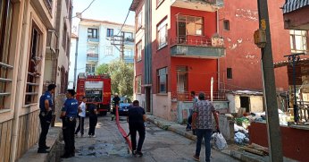 Apartman dairesinde korkutan yangın